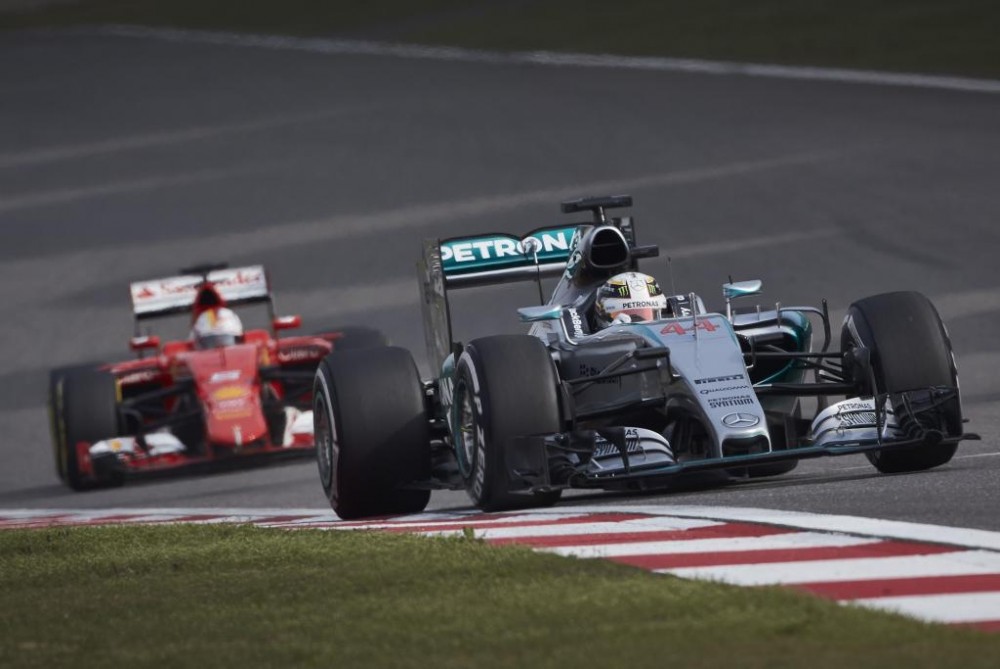 „Mercedes“ pilotai: „Ferrari“ tempas neramina