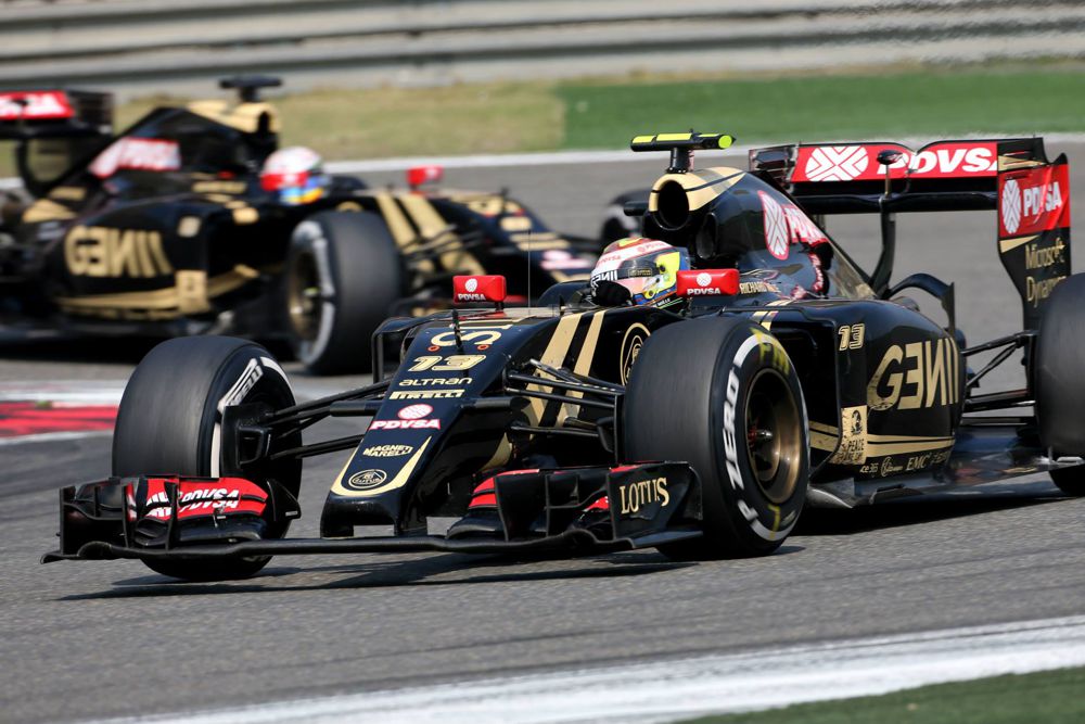 „Lotus“ nekaltina savo pilotų dėl incidento lenktynėse