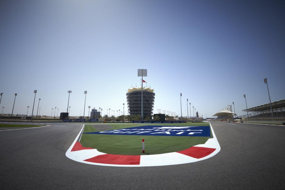Bahreino GP: penktadienio treniruotės Nr. 1