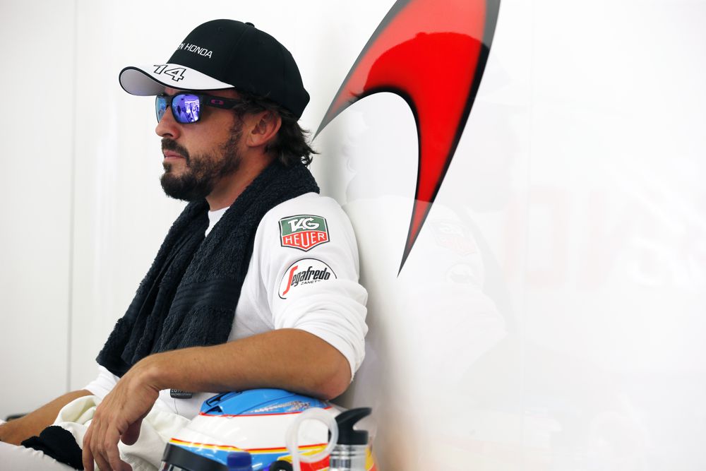 F. Alonso: svarbu mėgautis konkurencija trasoje