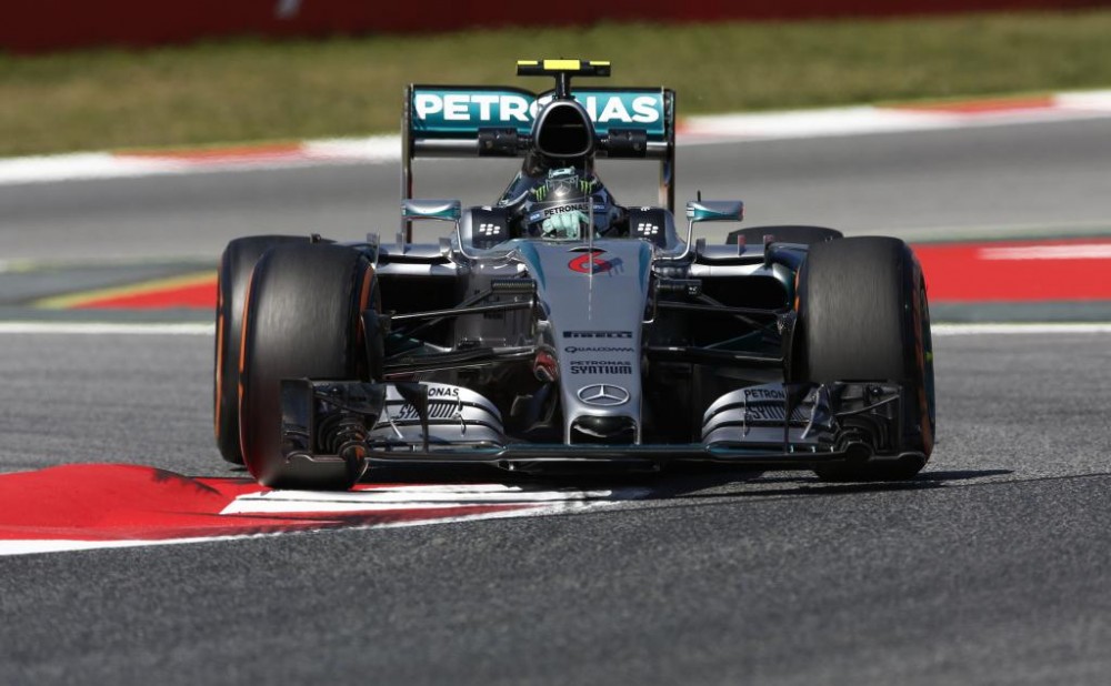 N. Rosbergas greičiausias pirmąją bandymų dieną
