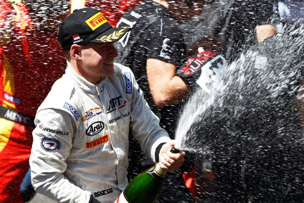GP2. Monake - S. Vandoorne‘o triumfas