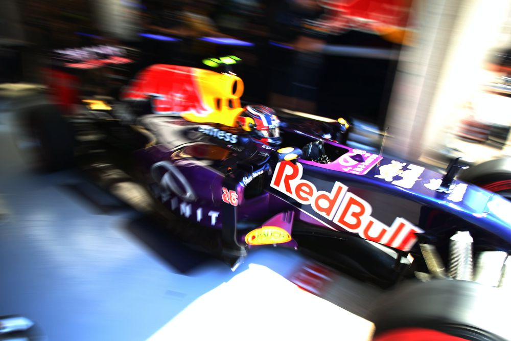 „Red Bull“ savininkas: „Renault“ varikliai arba nieko