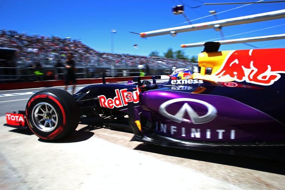 „Renault“ likimas - „Mercedes“ ir FIA rankose