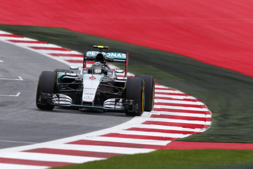 Austrijoje užtikrintą pergalę iškovojo N. Rosbergas