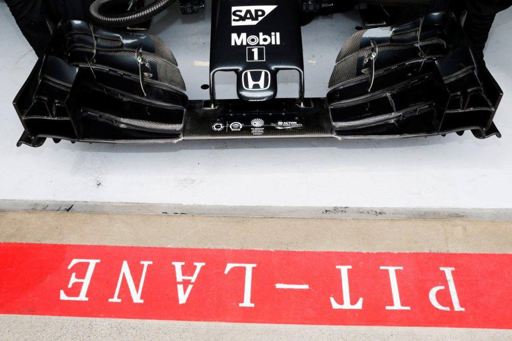 „McLaren“ bolidą pristatys vasario 21 dieną