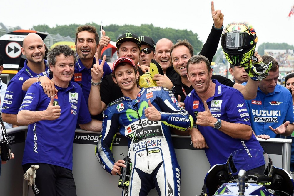 MotoGP. Assene „pole“ poziciją iškovojo V. Rossi
