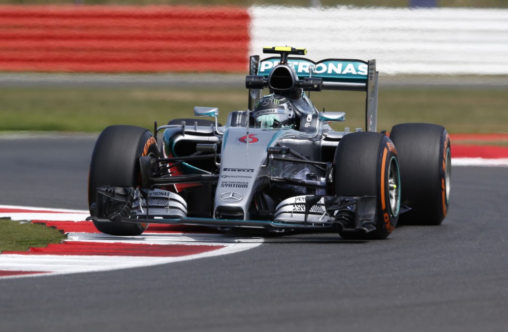 N. Rosbergas: pagerinti rezultatą sutrukdė problemos su padanga