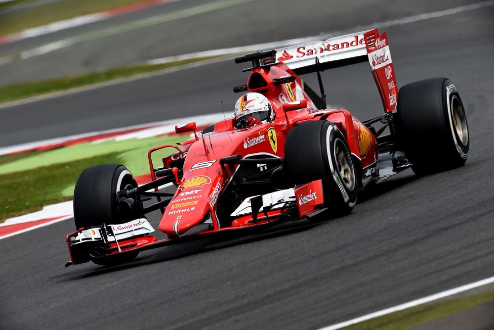S. Vettelis lenktynėse tikisi kovoti su „Williams“ ir „Red Bull“ pilotais