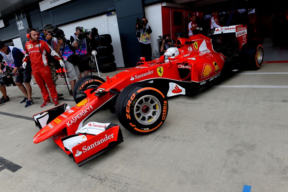 „Pirelli“ baigė tyrimą dėl sprogusios S. Vettelio padangos