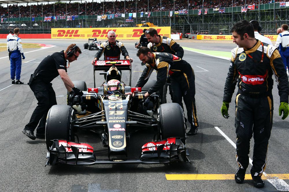 Finansinės problemos toliau kamuoja „Lotus“ ekipą