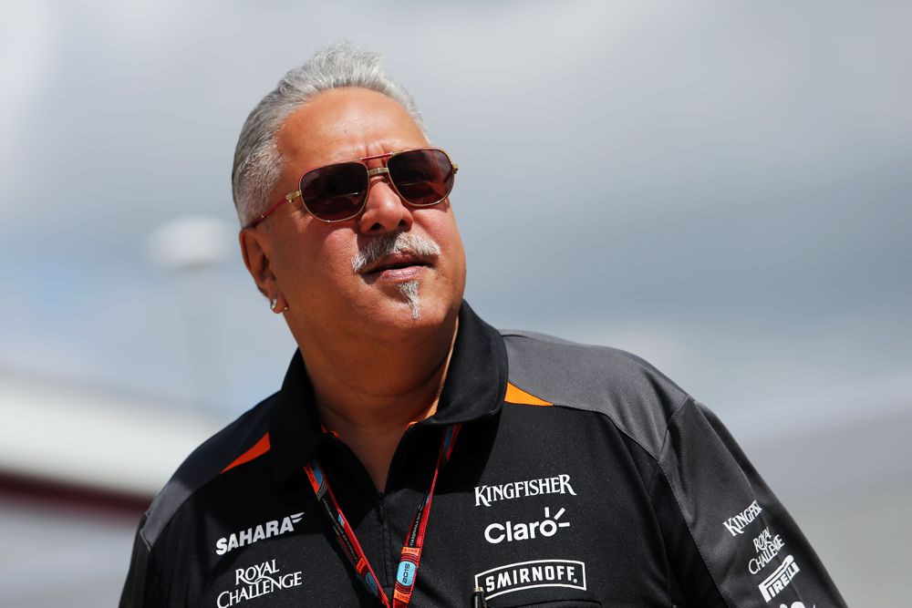 V. Mallya: mane poste pakeis sūnus