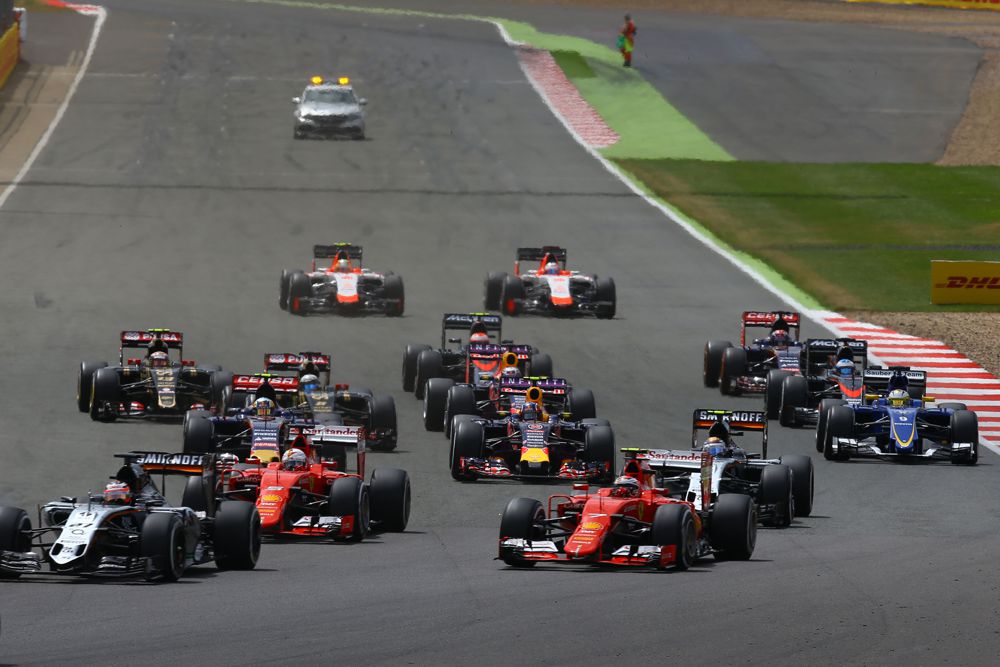 Sezono vidurys: “Mercedes” ir “Ferrari”