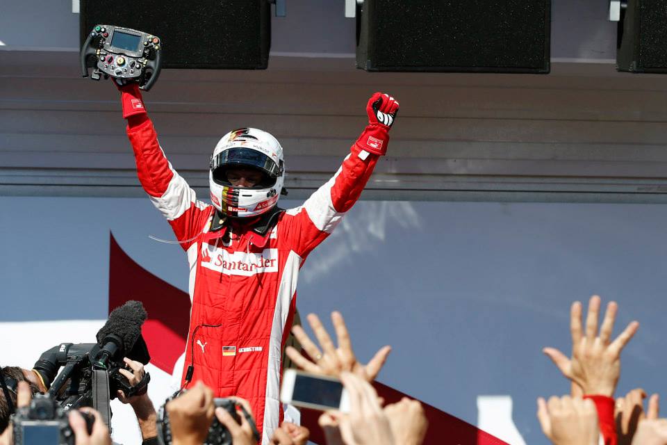 S. Vettelis nenurašo savęs kovoje dėl čempiono titulo