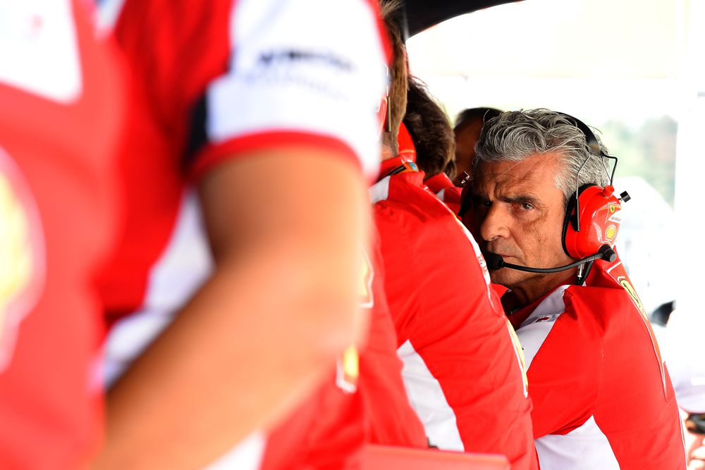 „Ferrari” komandoje įsiplieskia kova dėl valdžios