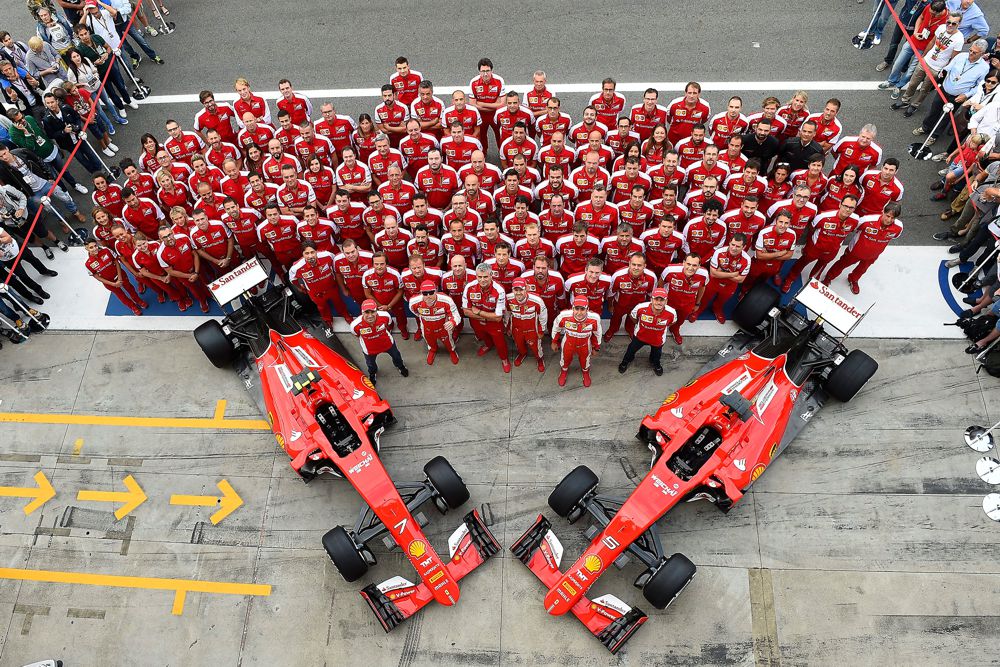 S. Marchionne: 2016 m. „Ferrari“ bus rimta „Mercedes“ konkurentė