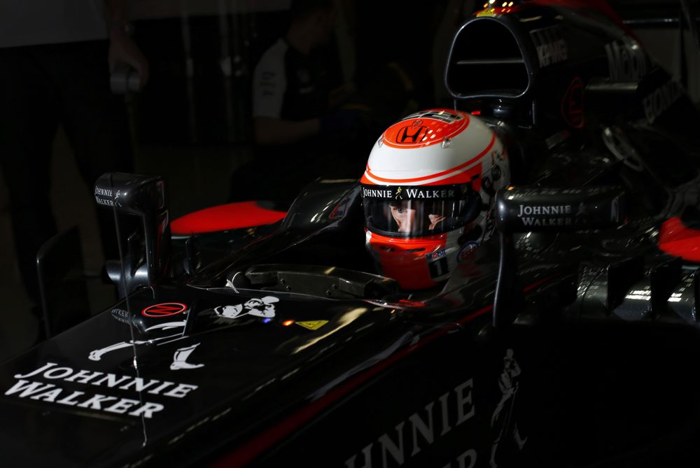 R. Dennisas: J. Buttonas liks „McLaren“ komandoje