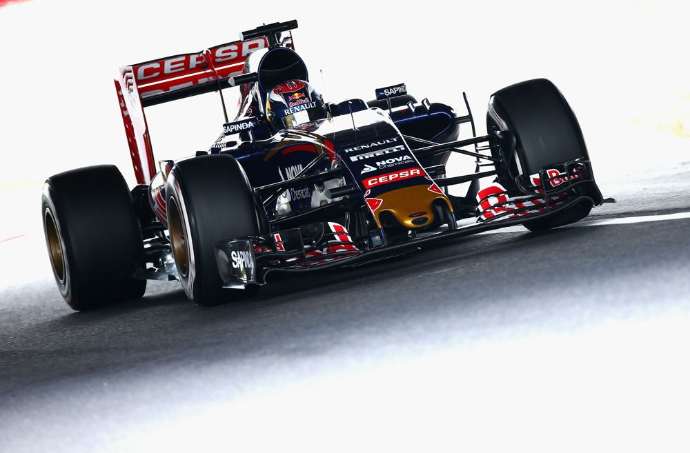 „Toro Rosso“ dėl variklių susitarė su „Ferrari“?