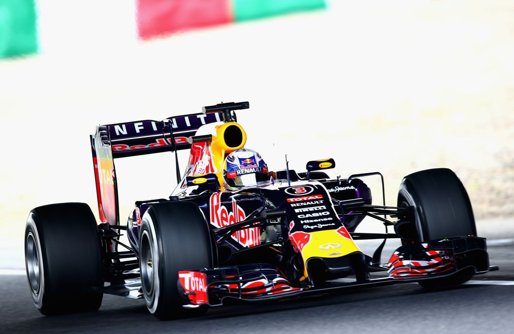 D. Ricciardo abejoja, kad „Red Bull“ pasitrauks iš F-1