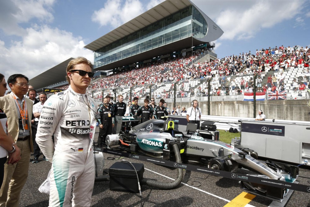 T. Wolffas: N. Rosbergas neketina pasiduoti
