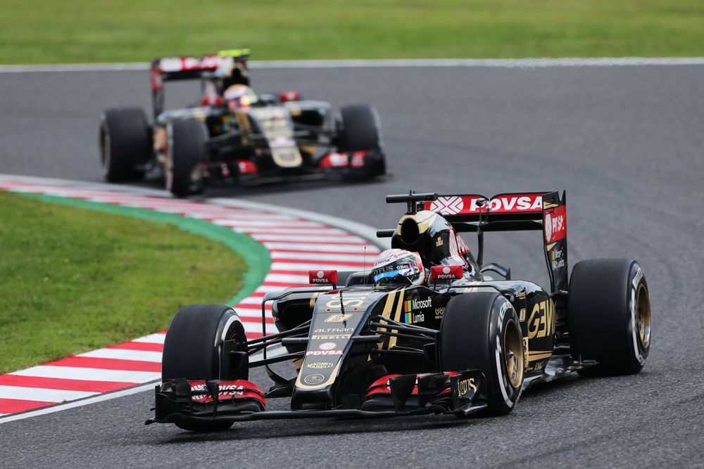 „Renault“ artėja prie „Lotus“ komandos įsigijimo