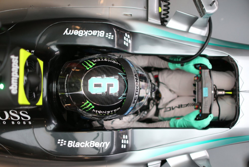 N. Rosbergas: reikėjo nuolat prisitaikyti prie kintančių sąlygų
