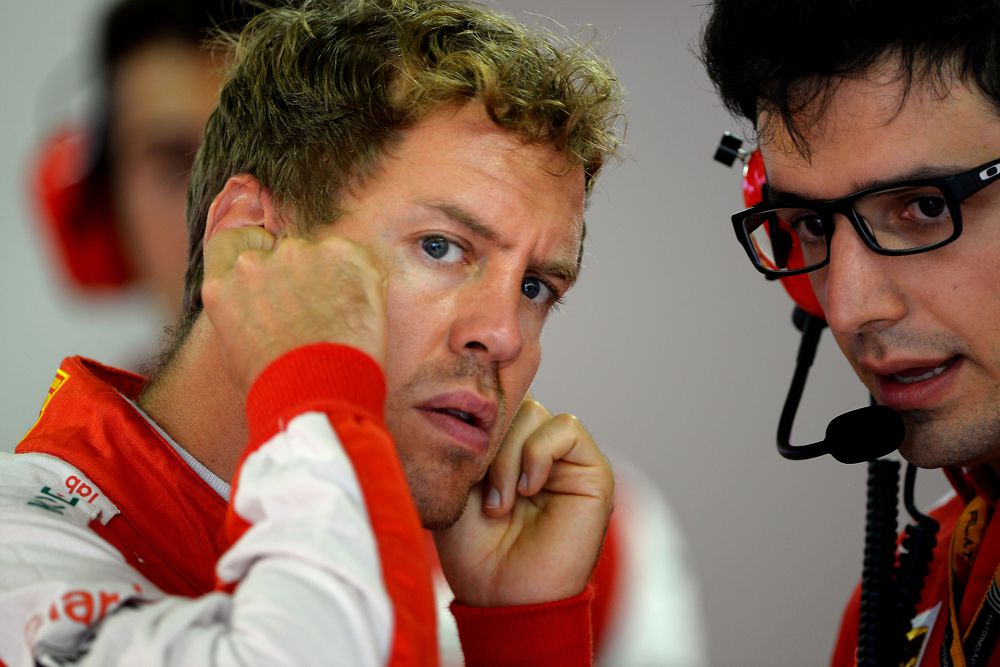 S. Vettelis: dėl daugumos F-1 problemų yra kalti V6 varikliai