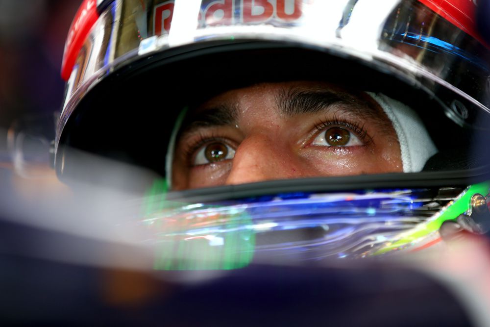 D. Ricciardo: Nico, nereikia būti didvyriu 