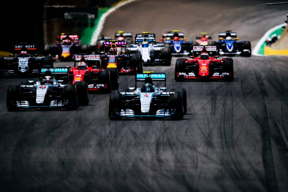 B. Ecclestone tenkina kadrų stabilumas „Formulėje-1“