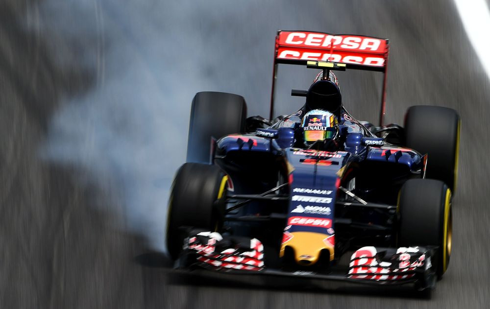 C. Sainzas patvirtino, kad jie pereina prie „Ferrari“ motorų
