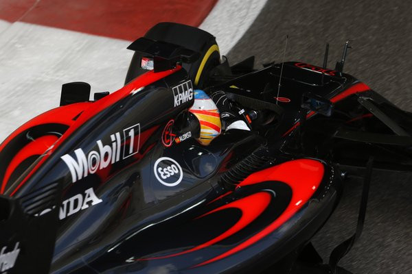 „Red Bull“ patvirtino kitąmet naudosianti „ExxonMobil“ produkciją