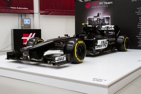 „Haas“, „Williams“ ir „Manor“ bolidus pristatys vasario 22 d.