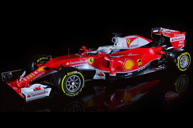 „Ferrari“ pristatė naująjį bolidą SF16-H