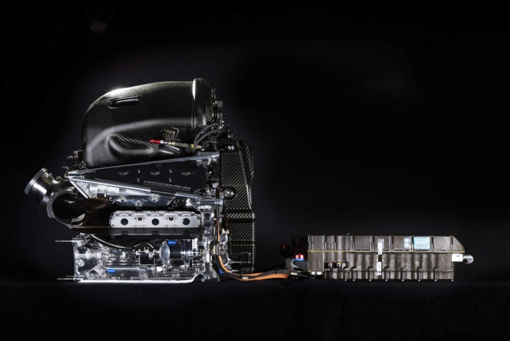 Tarp 2014 m. ir 2017 m. „Mercedes“ jėgainių - 109 AG skirtumas