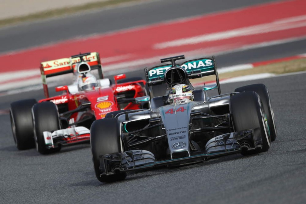 L. Hamiltonas: turime pasisaugoti „Ferrari“
