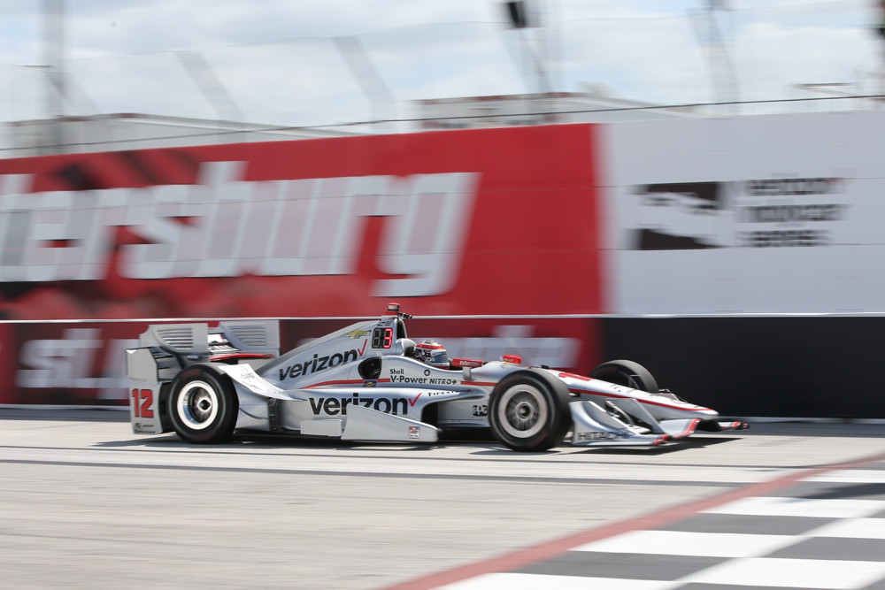 IndyCar. W. Poweris iškovojo „pole“ poziciją St. Petersburge vykusioje kvalifikacijoje