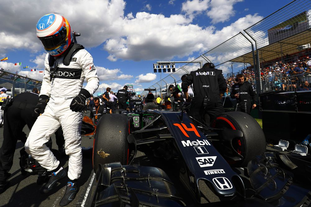 J. Herbertas: F. Alonso, J. Buttono ir K. Raikkoneno laikas baigėsi