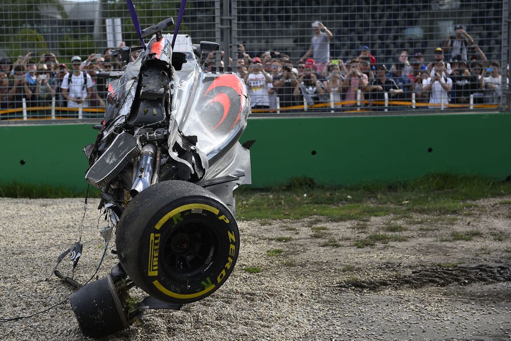Išaiškėjo F. Alonso bolido pažeidimai