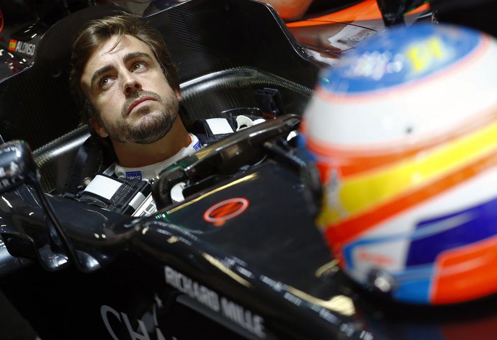 „Mercedes“ apsvarstytų F. Alonso kandidatūrą