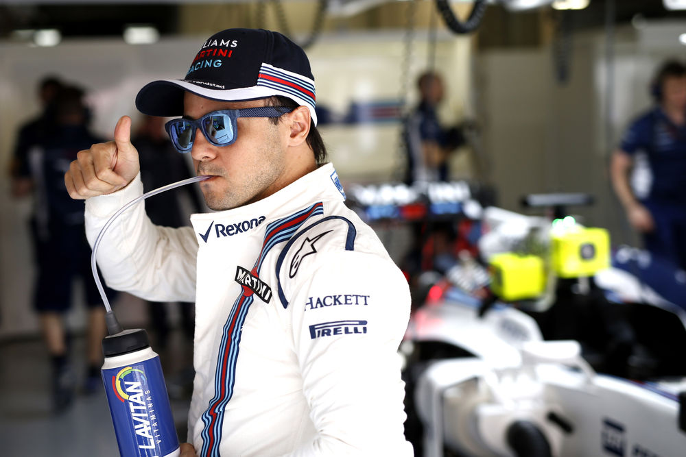 F. Massa pasibaigus sezonui baigs F-1 lenktynininko karjerą