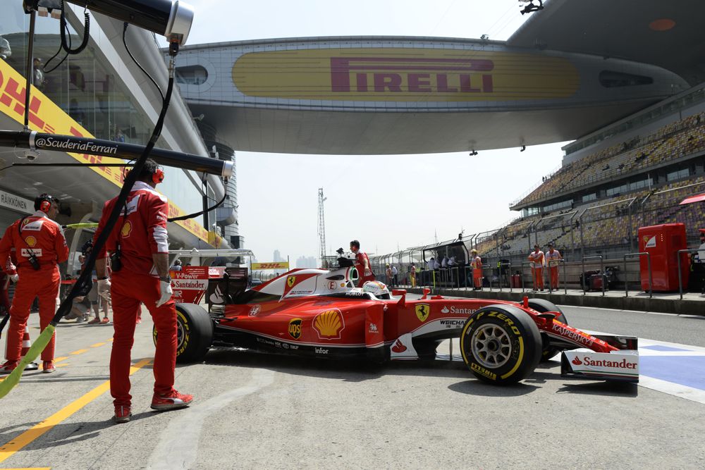 „Ferrari“ svarsto galimybę Rusijoje naudoti atnaujintą variklį