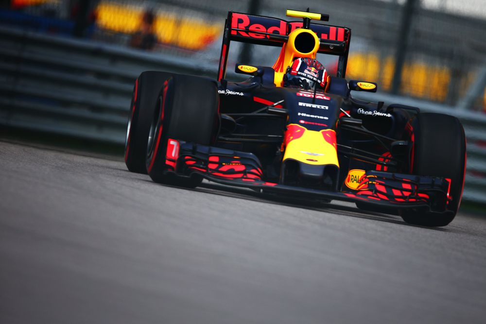 H. Marko: naujos taisyklės naudingos „Red Bull“ ekipai