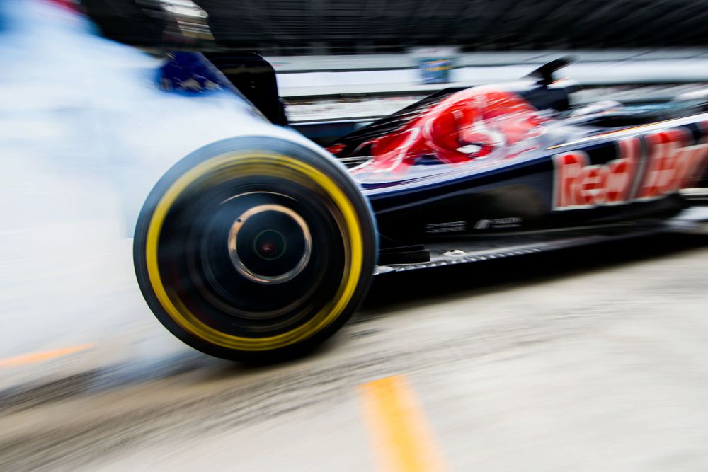„Pirelli“ paskelbė, kokias padangas ekipos pasirinko F-1 etapui D. Britanijoje