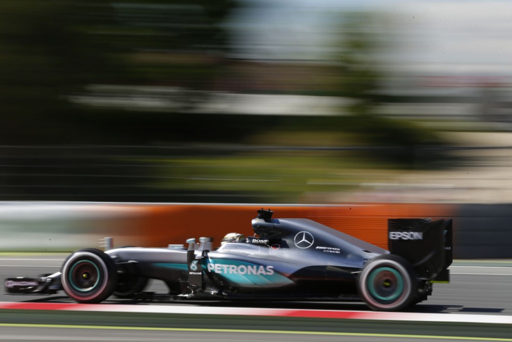 L. Hamiltonas tikisi, kad lenktynėse nesuges bolidas