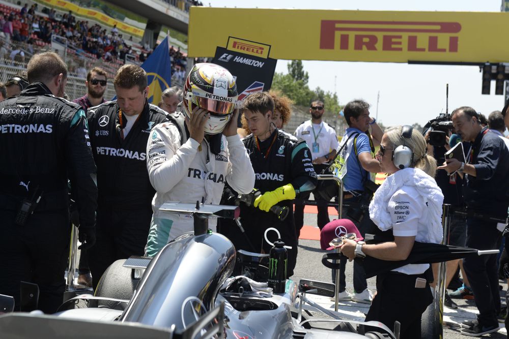 L. Hamiltonas: incidentas Ispanijoje neturės įtakos santykiams su N. Rosbergu