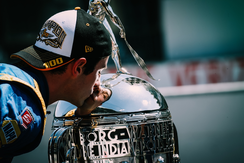 IndyCar. „Indianapolis 500“ lenktynių nugalėtojas A. Rossi uždirbo 2,54 mln. dolerių