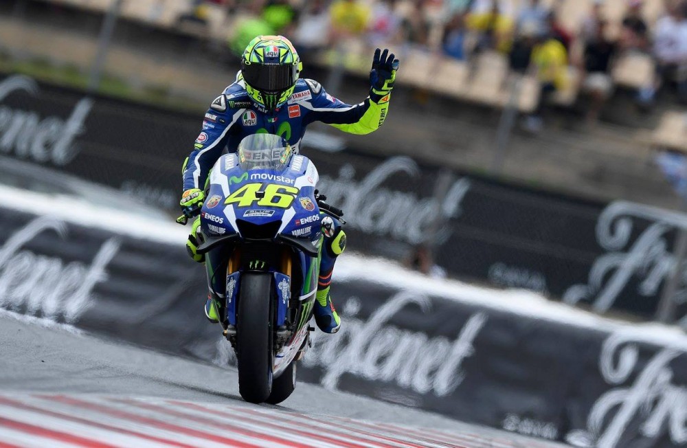 MotoGP. Barselonoje pergalę šventė V. Rossi