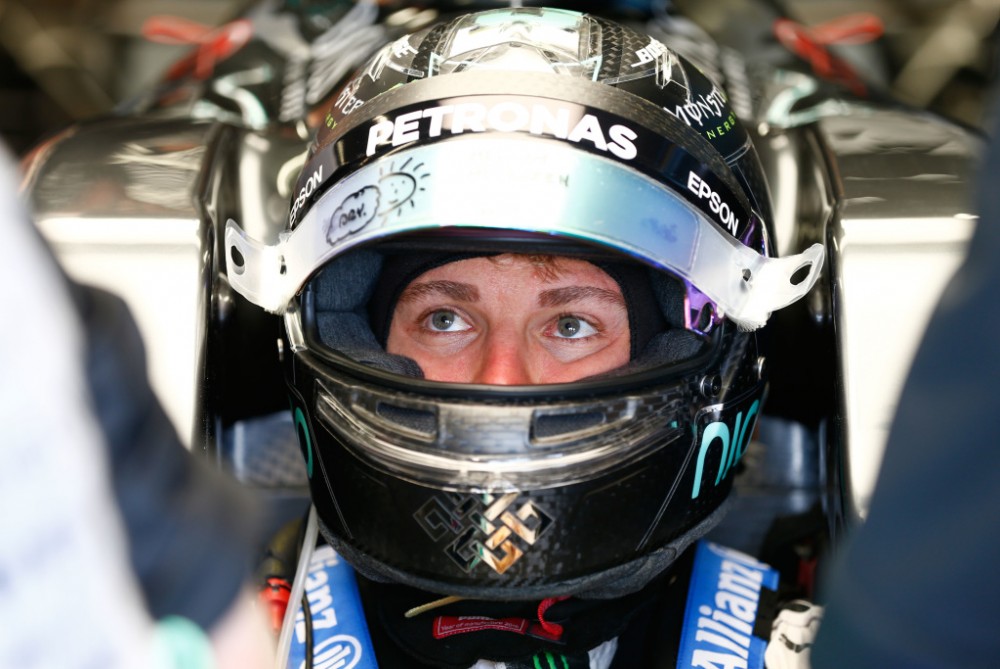 Treniruotes praleidęs N. Rosbergas tikisi kovoti dėl pergalės