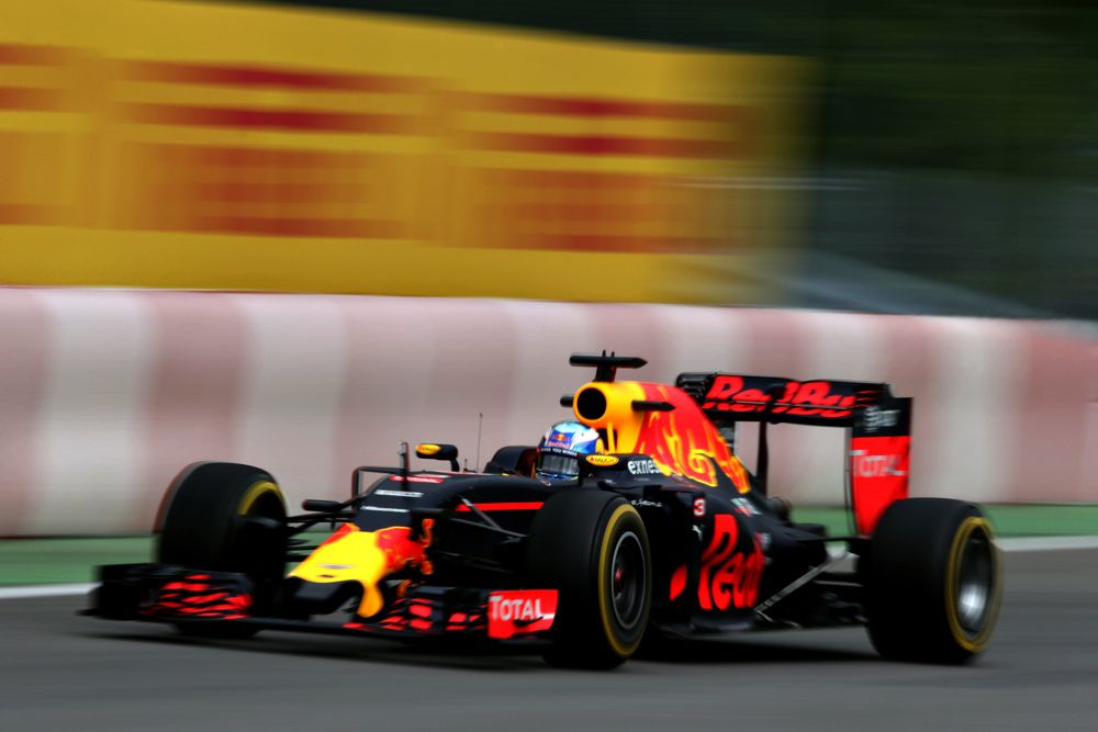 D. Ricciardo: tai buvo didelis bučinys į „Čempionų sieną“