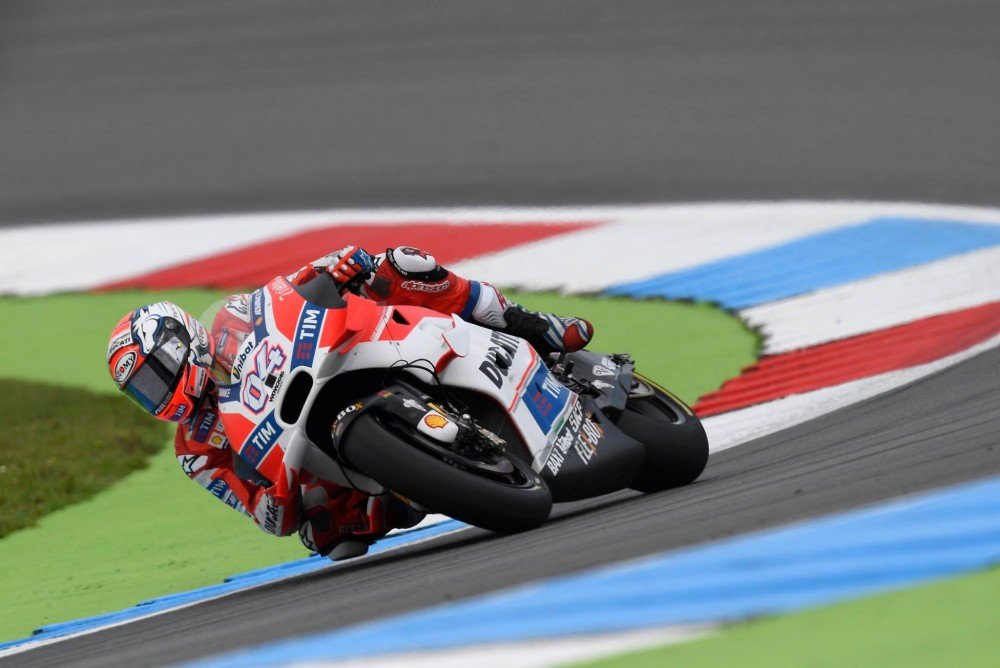 MotoGP. Assene „pole“ poziciją iškovojo A. Dovizioso